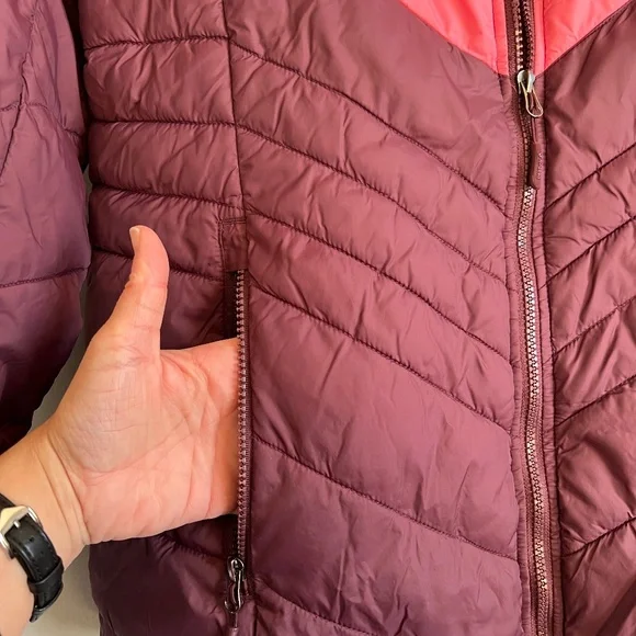 Fall Autumn Ladies Jacket by Reebok - Picture 6 of 8